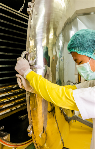 KIỂM SOÁT Ô NHIỄM VI SINH VẬT TRONG DÂY CHUYỀN SẢN XUẤT THỰC PHẨM