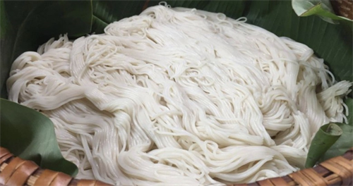 CẨN TRỌNG KHI DÙNG BÚN, PHỞ